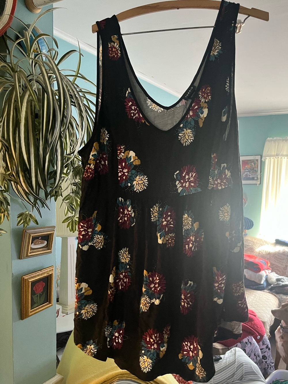 Black Floral V Neck Tank Top Torrid